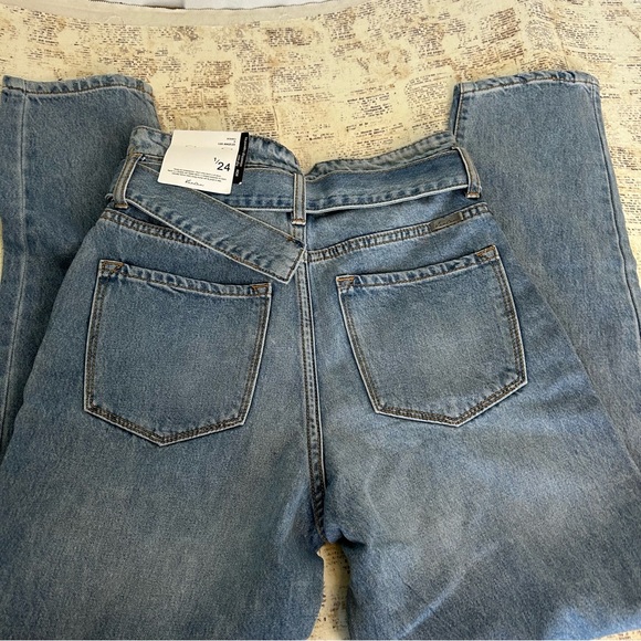 Kan Can Mom Jean new with tags, high waist,relaxed thing ,tapered leg size 1/24 - Picture 3 of 9